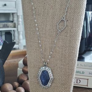 Long pendant necklace